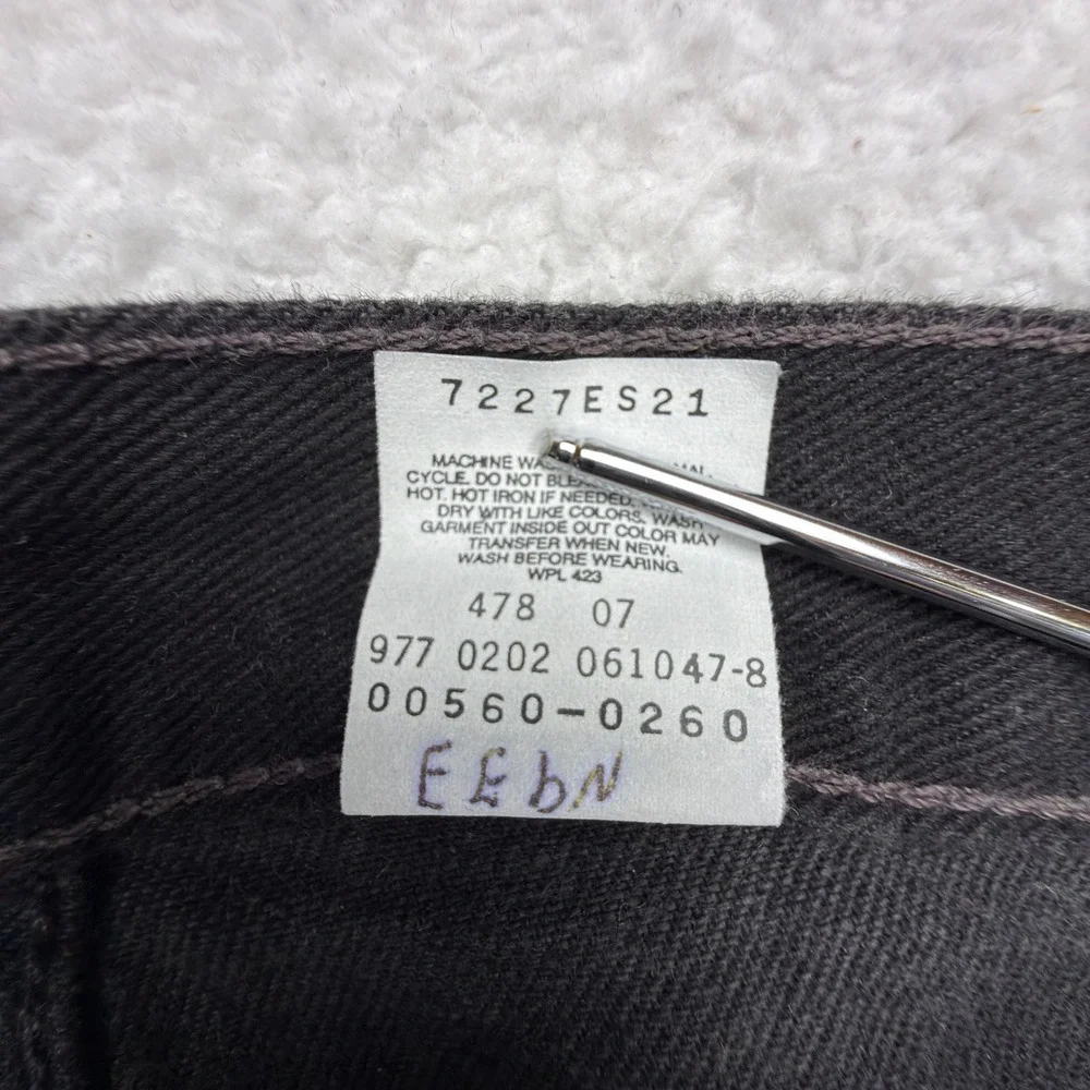 Vintage Levis 560 Loose Fit Tapered Leg Jeans Mens 32x32 Black Denim NWT NOS